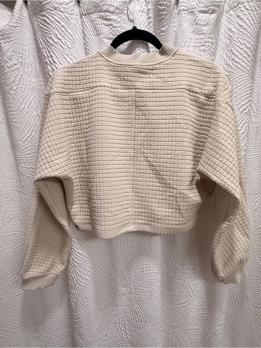 Lululemon RARE Lab Textured Grid Cropped Pullover Size Small 🔥 - Picture 3 of 6